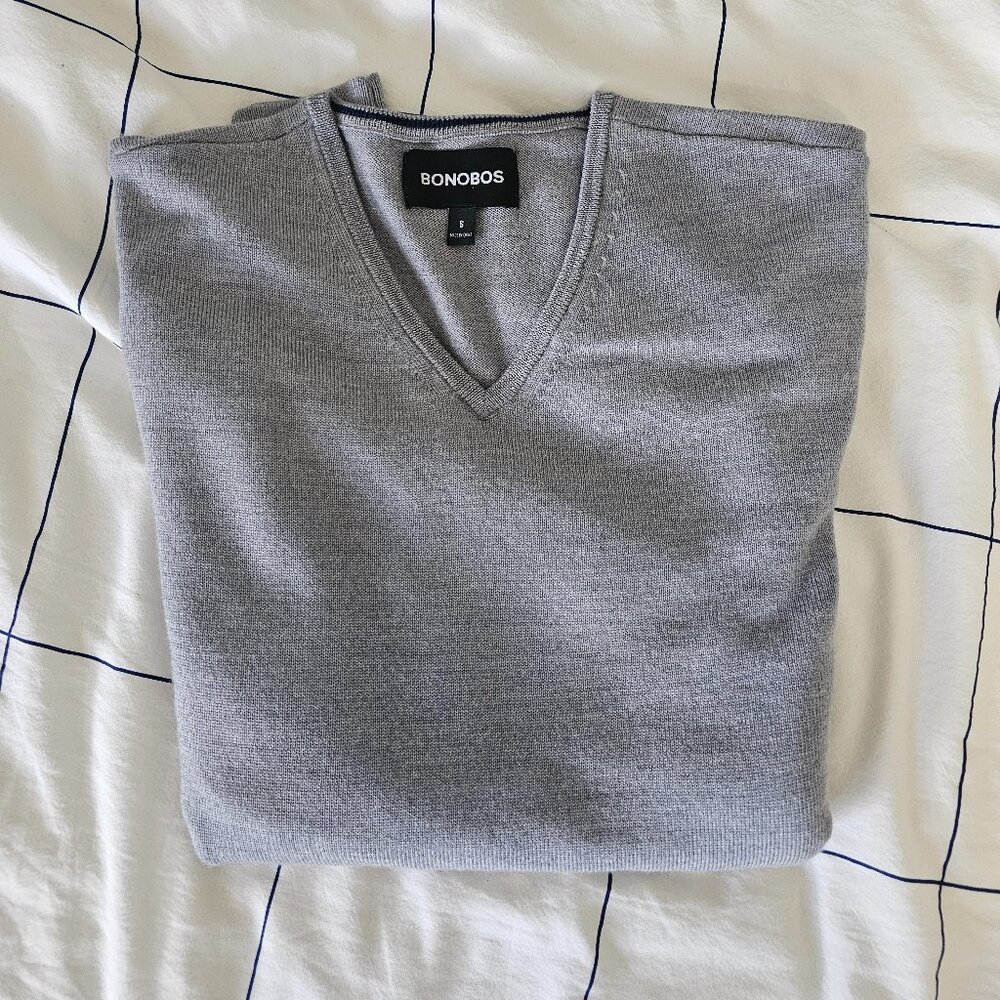 Bonobos Men’s V-Neck Sweater – Light Gray - New – Classic Fit – Size S